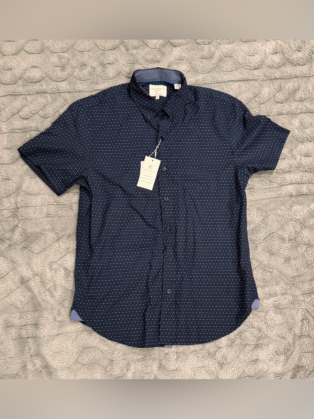 Con.struct Men’s Button Down Shirt Navy Polka Dot | Size M | NWT